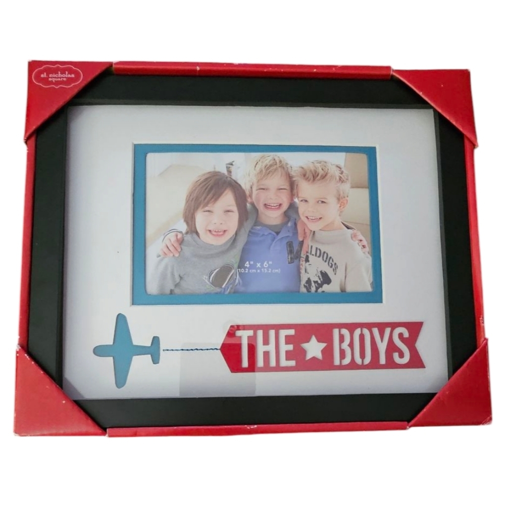 St. Nicholas Square "The Boys" 4x6" Photo Picture Frame Black Red Airplane​